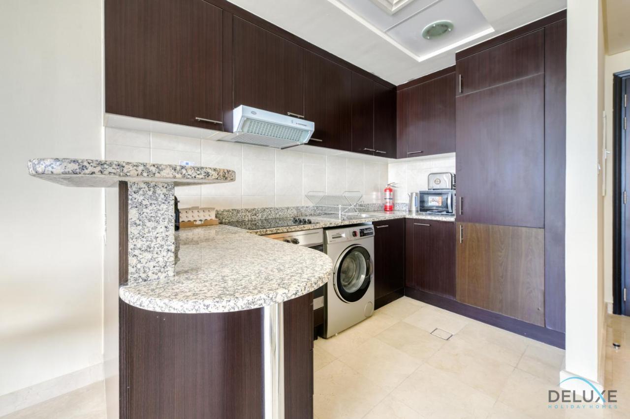 Apartment Calm At Sky Gardens Difc By Deluxe Homes